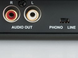 turntable-built-in-phono-preamp-9409